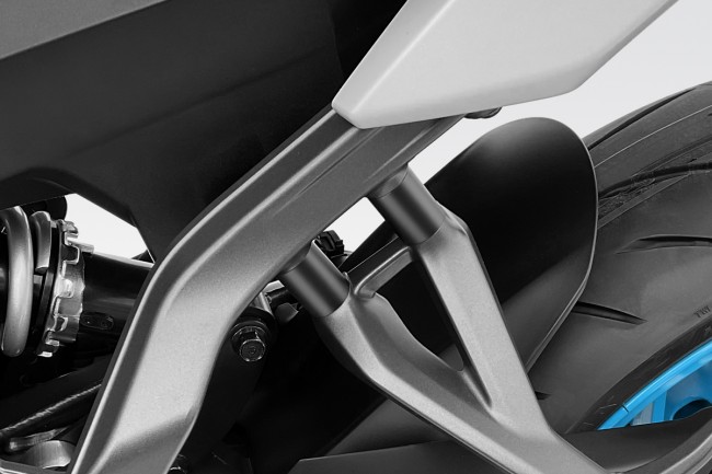 Kit passenger footpegs repositioning