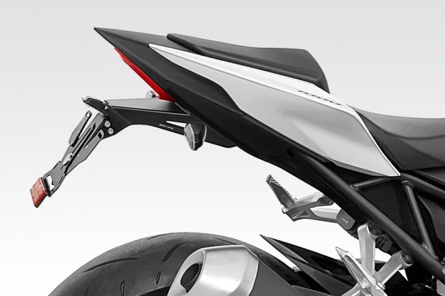 International licence plate kit