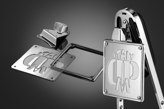 Plate kit for sissybar