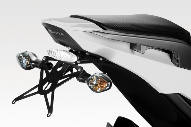 Kit targa (ATTENZIONE! SOLO 2014-2015)